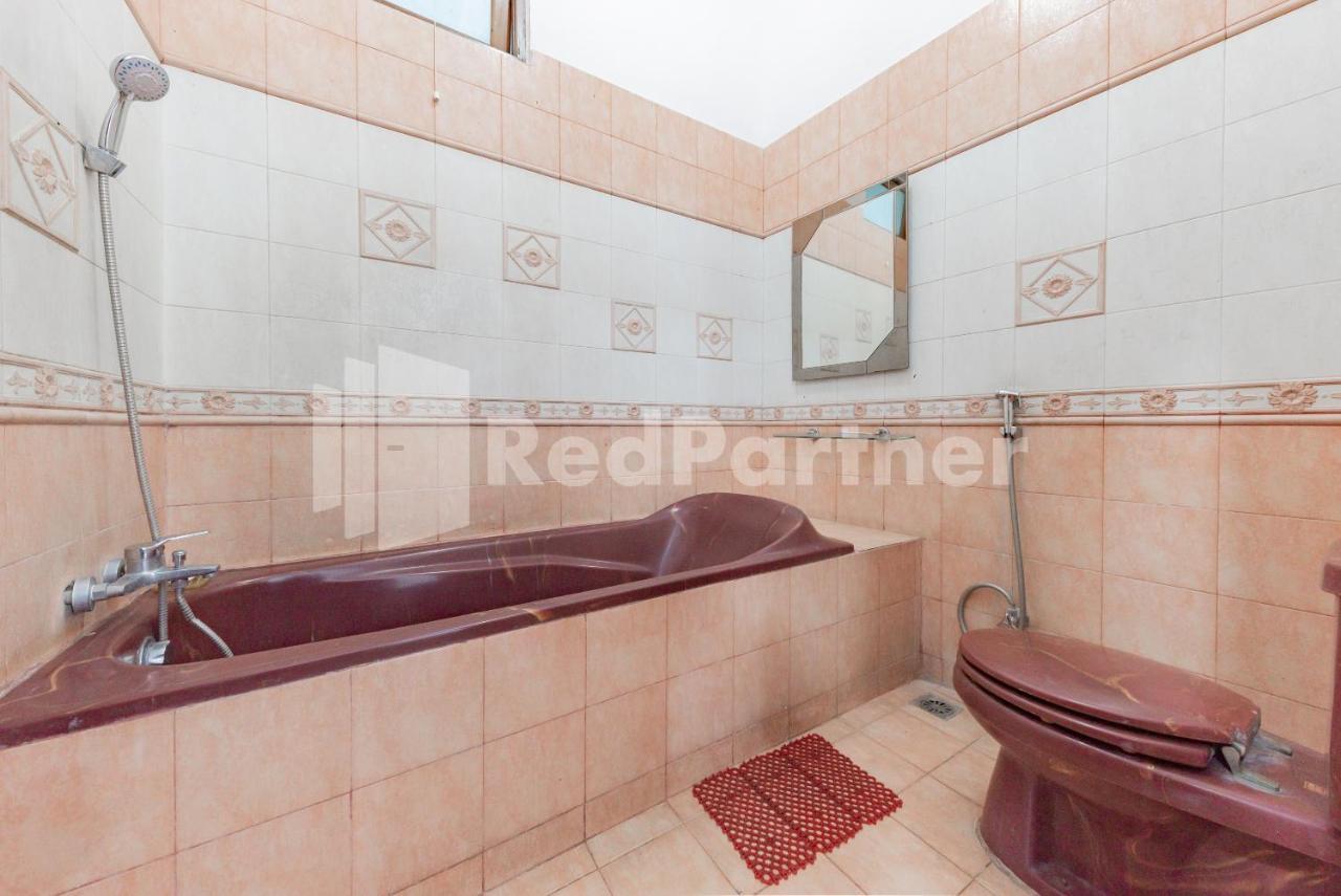 Biru Homestay Bandung Mitra Reddoorz Eksteriør bilde